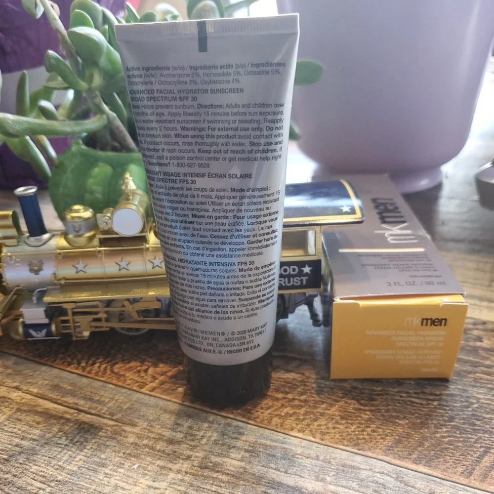 Men's Advanced Facial Hydrator Sunscreen Broad Spectrum SPF 30 - MKMen